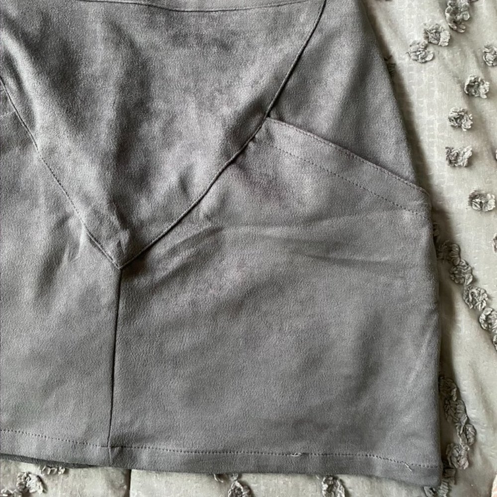 Grey Suede Mini Skirt - Picture 5 of 8